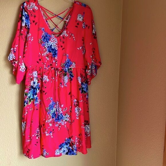 Torrid Dress deep pink with floral Torrid 1 - Picture 1 of 9